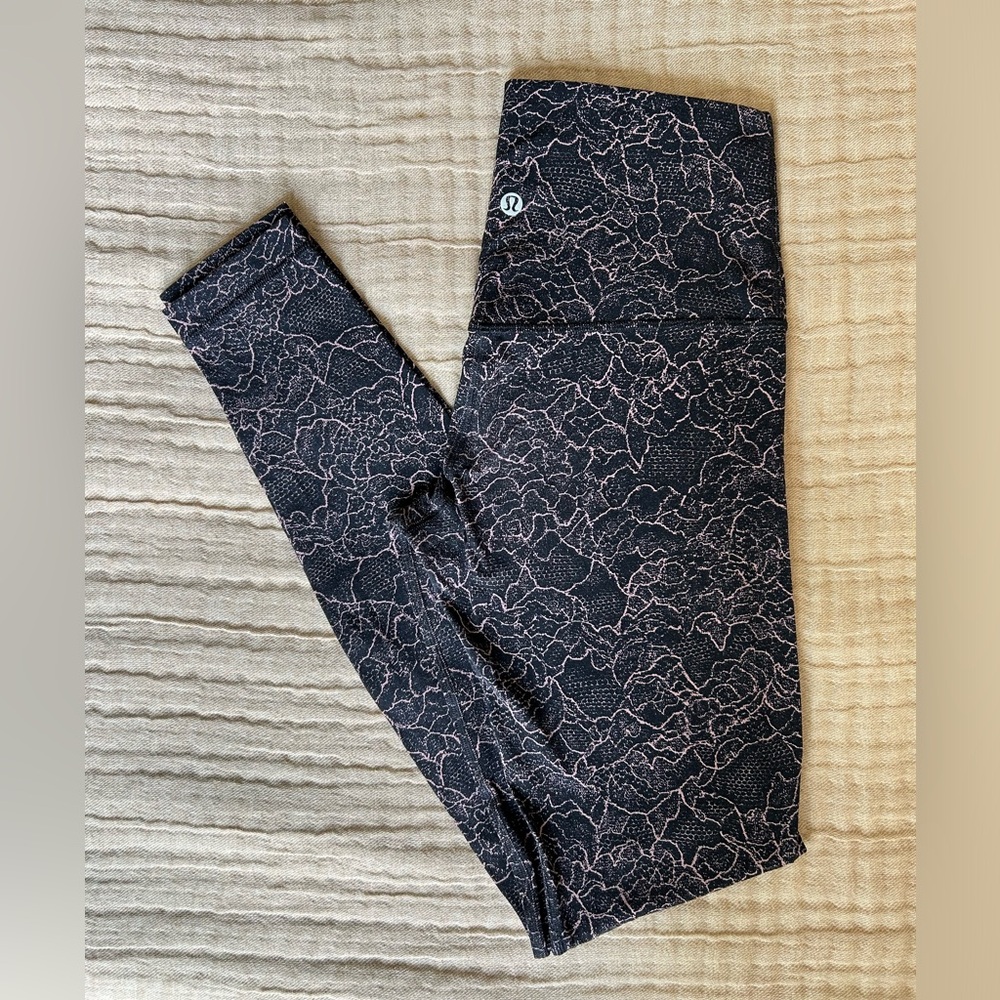Lululemon Align Leggings in Lacescape Spanish Rose Black